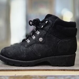 NWT Boston Accent Weatherproof/Waterproof Black Ankle Boots Size 8.5